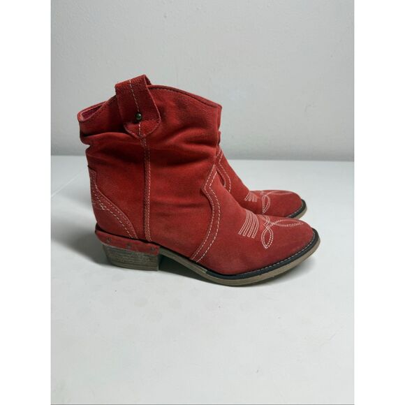 Sundance Etta Red Suede Western Festival Studded Ankle Boots Size EU 38/ 7,5 US - Picture 1 of 16